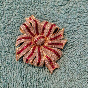 KENNETH JAY LANE VINTAGE BOW DESIGN BROOCH COMBINATION